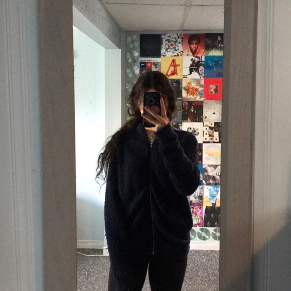 fluffy navy blue AE/aerie zip up cardigan/sweater - Picture 4 of 5